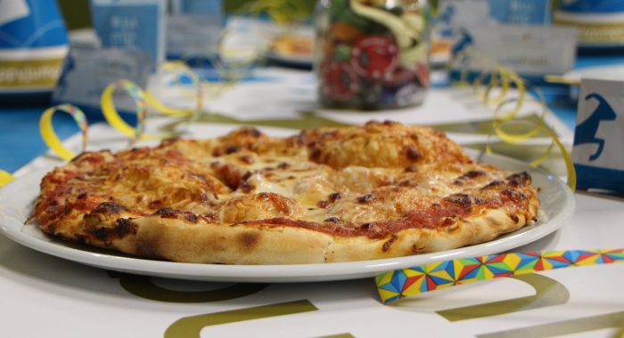 Pizza_im_HIGHMATRAUSCH_2 Pizza_im_HIGHMATRAUSCH_2